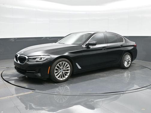 2022 BMW 530 i