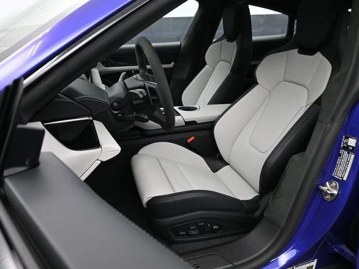 2026 Porsche Taycan GTS