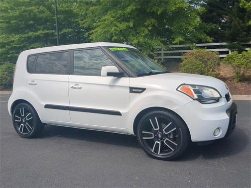 2011 Kia Soul +