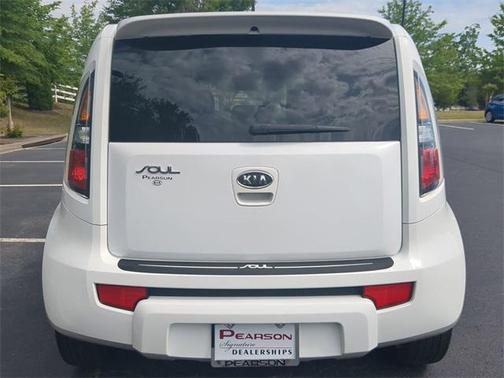 2011 Kia Soul +