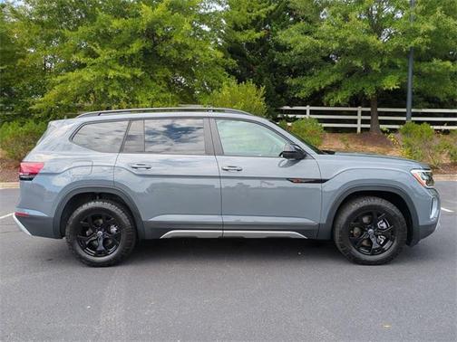 2024 Volkswagen Atlas 2.0T SEL