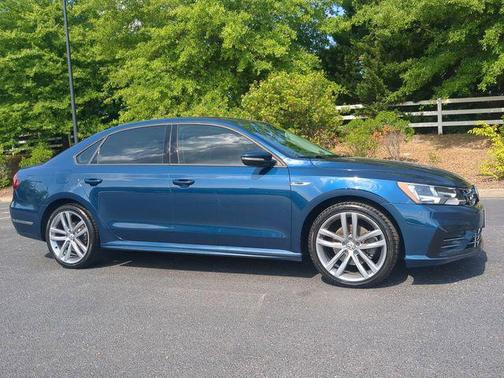 Blue Metallic 2018 Volkswagen Passat 2.0T R-Line