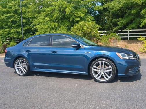 Blue Metallic 2018 Volkswagen Passat 2.0T R-Line