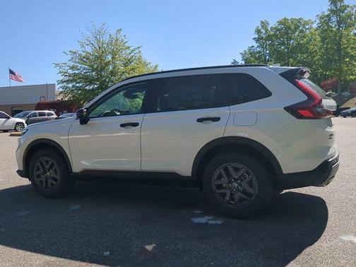 Platinum White Pearl 2026 Honda CR-V Hybrid TrailSport AWD