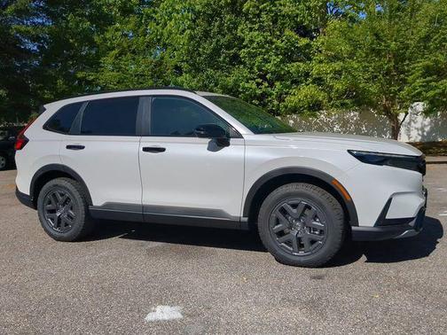 Platinum White Pearl 2026 Honda CR-V Hybrid TrailSport AWD