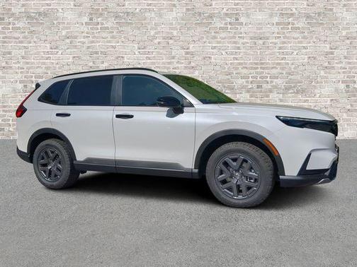 Platinum White Pearl 2026 Honda CR-V Hybrid TrailSport AWD