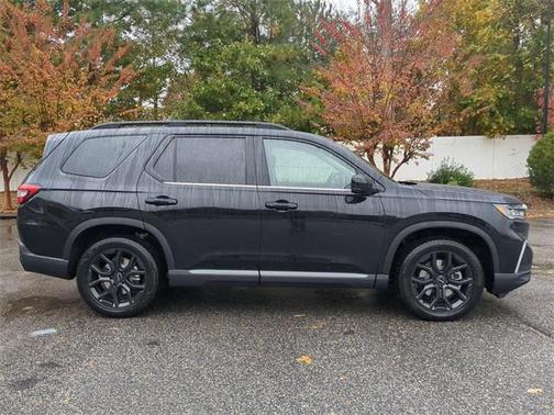 2025 Honda Pilot Touring 8-Passenger