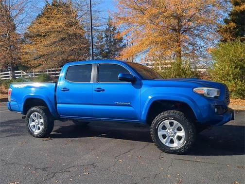 2016 Toyota Tacoma TRD Sport
