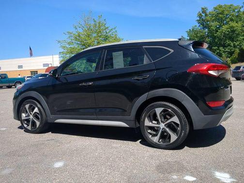 Black Noir Pearl 2018 Hyundai TUCSON Limited