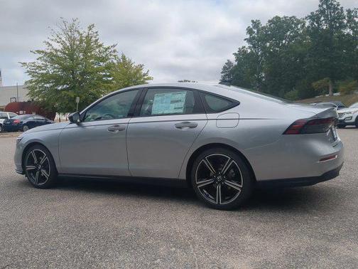 Solar Silver Metallic 2026 Honda Accord SE