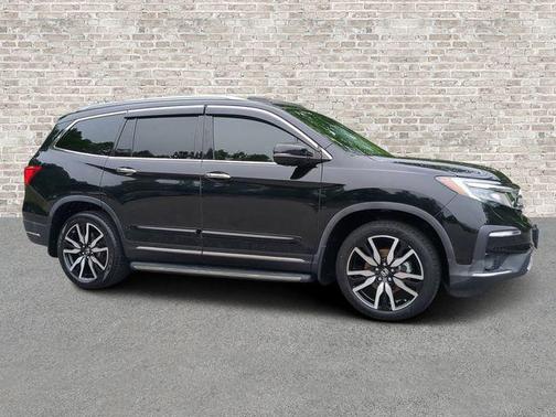 Crystal Black Pearl 2021 Honda Pilot AWD Elite