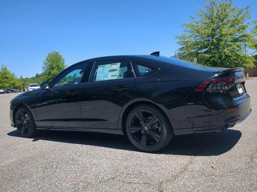 Crystal Black Pearl 2026 Honda Accord Hybrid Sport-L