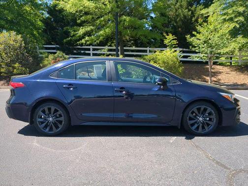 Blueprint/Midnight Black Metallic 2023 Toyota Corolla XSE