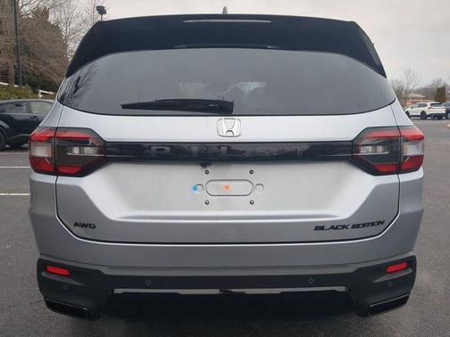 2026 Honda Pilot Black Edition