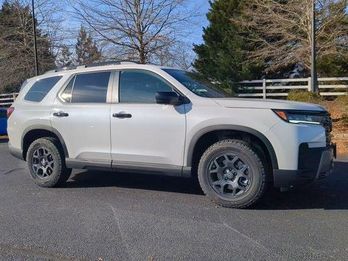 2026 Honda Pilot TrailSport