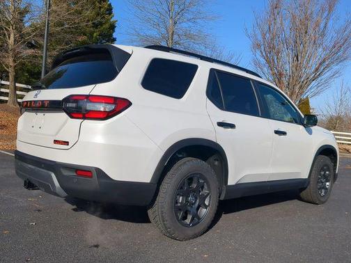 2026 Honda Pilot TrailSport
