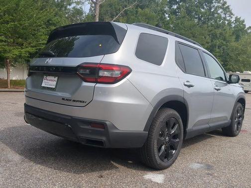Solar Silver Metallic 2026 Honda Pilot Black Edition