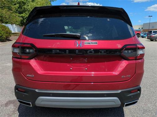 2025 Honda Pilot Elite
