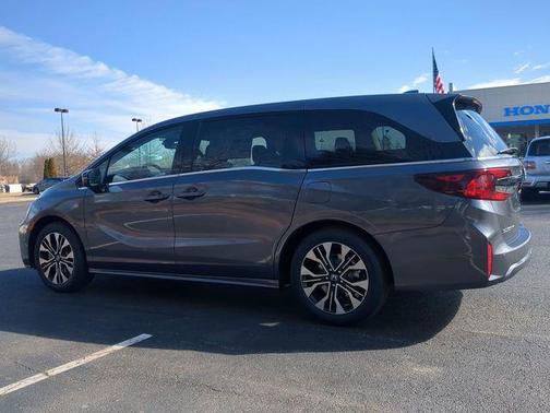 Modern Steel Metallic 2026 Honda Odyssey Elite