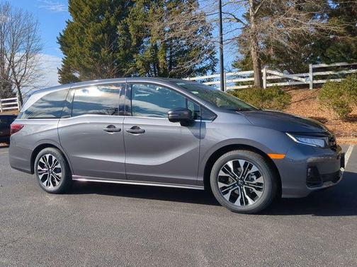 Modern Steel Metallic 2026 Honda Odyssey Elite