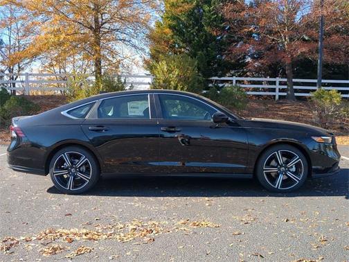 2025 Honda Accord Hybrid Base