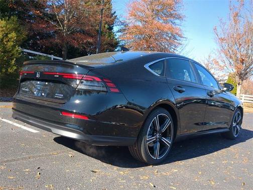 2025 Honda Accord Hybrid Base