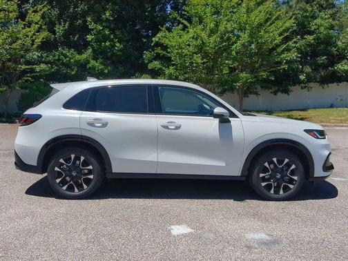 Platinum White Pearl 2026 Honda HR-V EX-L