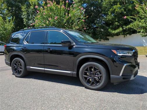 2025 Honda Pilot Touring 8-Passenger
