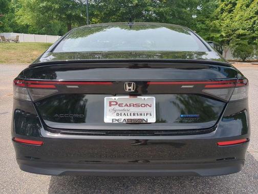 Crystal Black Pearl 2026 Honda Accord Hybrid Sport