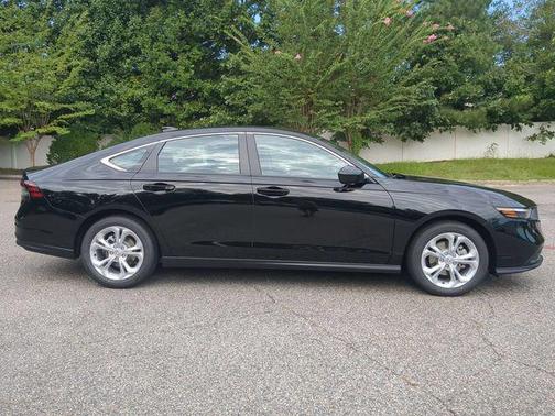 Crystal Black Pearl 2026 Honda Accord LX 1.5T