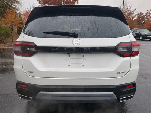 2025 Honda Pilot Elite