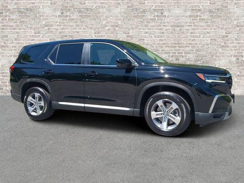 Crystal Black Pearl 2025 Honda Pilot EX-L