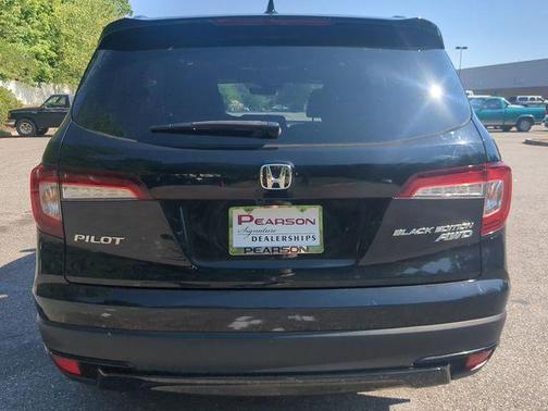Crystal Black Pearl 2020 Honda Pilot AWD Black Edition