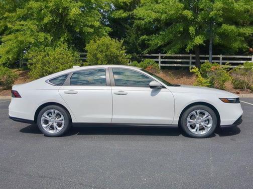 Platinum White Pearl 2026 Honda Accord LX 1.5T