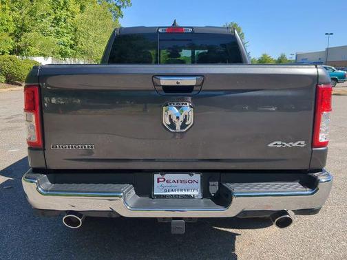 Granite Crystal Metallic Clearcoat 2020 RAM 1500 Big Horn/Lone Star