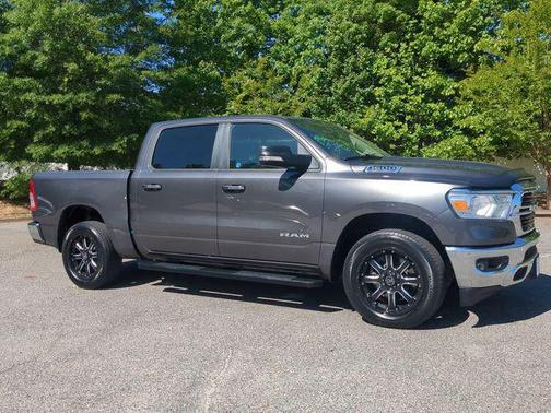 Granite Crystal Metallic Clearcoat 2020 RAM 1500 Big Horn/Lone Star