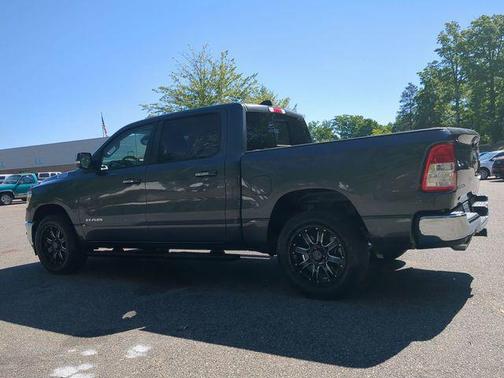 Granite Crystal Metallic Clearcoat 2020 RAM 1500 Big Horn/Lone Star