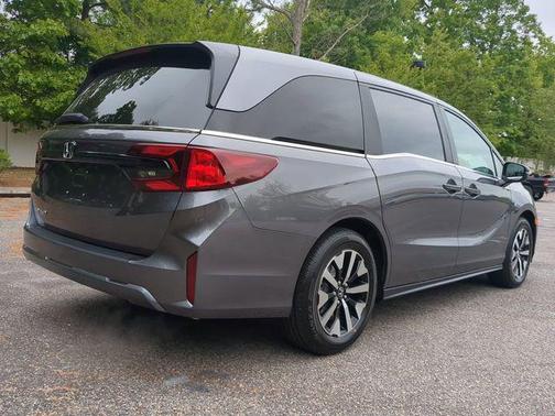 Modern Steel Metallic 2026 Honda Odyssey EX-L