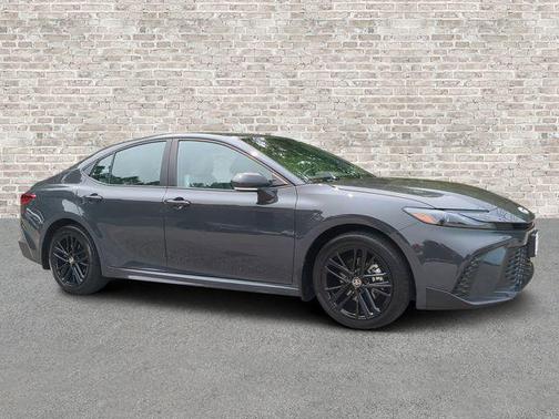 Underground 2025 Toyota Camry SE