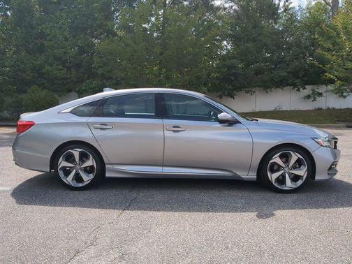 Lunar Silver Metallic 2019 Honda Accord Touring 2.0T