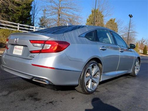 Lunar Silver Metallic 2019 Honda Accord Touring 2.0T