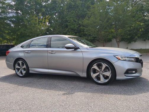 Lunar Silver Metallic 2019 Honda Accord Touring 2.0T