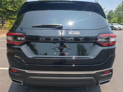2025 Honda Pilot Black Edition