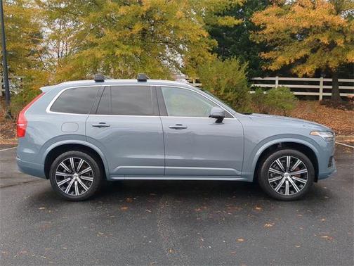 2023 Volvo XC90 B5 Core