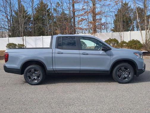 Sonic Gray Pearl 2026 Honda Ridgeline TrailSport