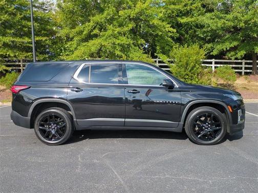 2022 Chevrolet Traverse LS