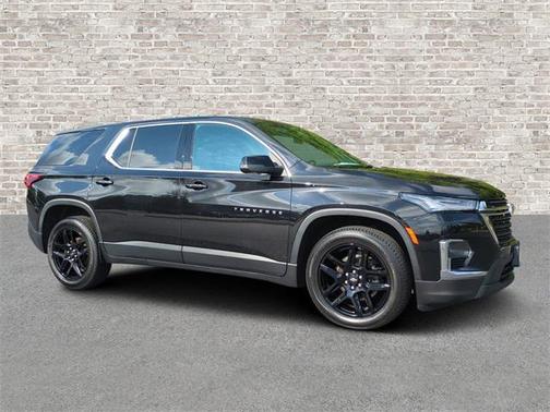 2022 Chevrolet Traverse LS
