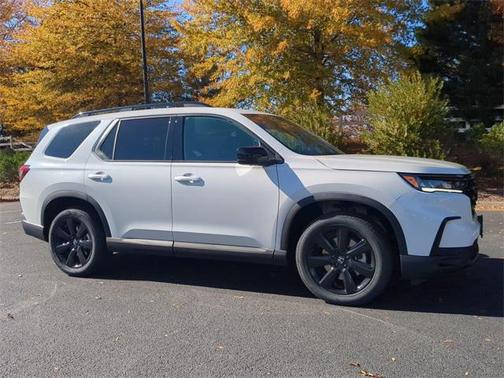 2025 Honda Pilot Black Edition