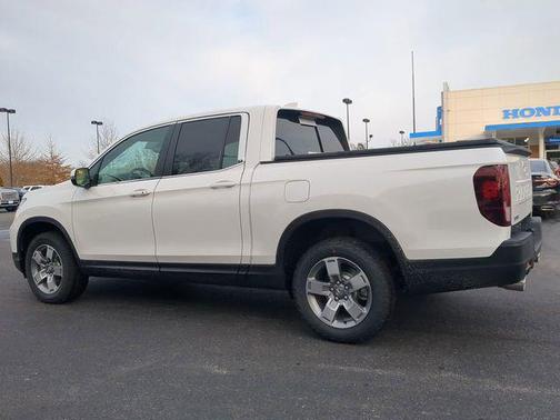 Platinum White Pearl 2026 Honda Ridgeline RTL