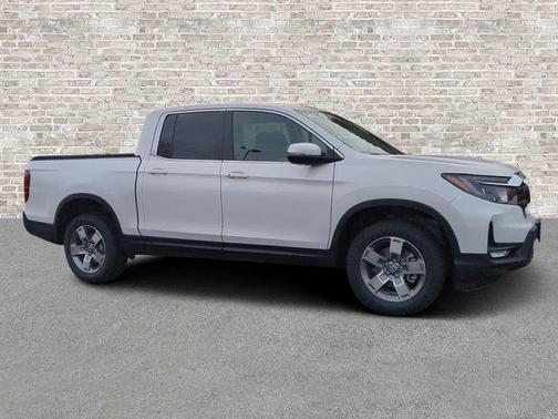 Platinum White Pearl 2026 Honda Ridgeline RTL